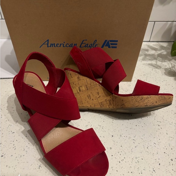 American Eagle, Red Cork Wedged Shoes with Elastic ankle straps. Size 8 - Picture 1 of 4